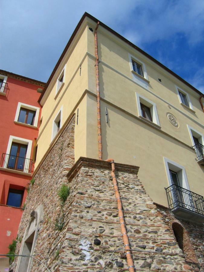 Relais Hotel Palazzo Castriota Корильяно-Калабро Екстер'єр фото