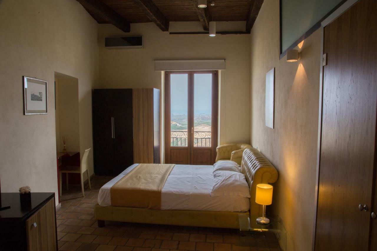 Relais Hotel Palazzo Castriota Корильяно-Калабро Екстер'єр фото